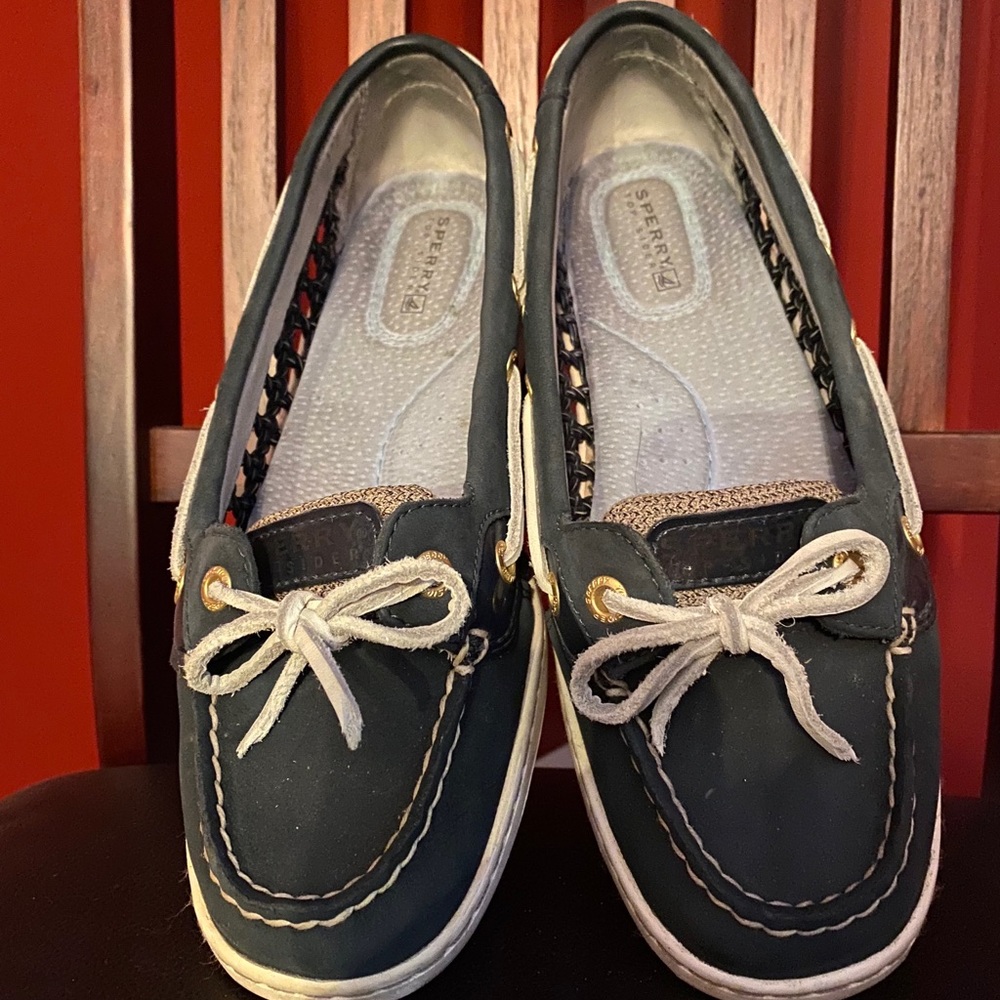 Sperry slip on lattice shoes